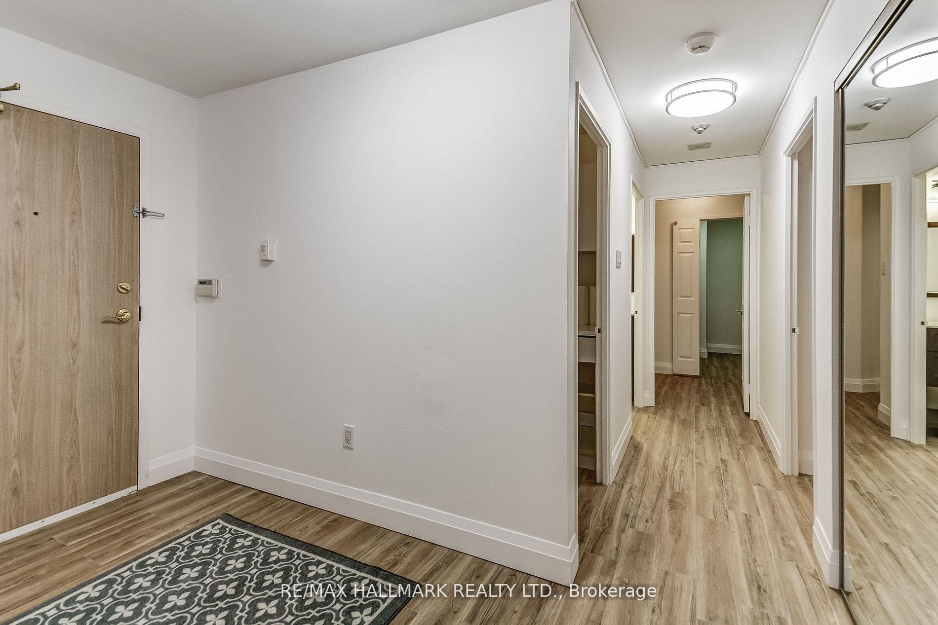 20 Harding Boulevard W, #1211, Richmond Hill, York ON L4C 9S4