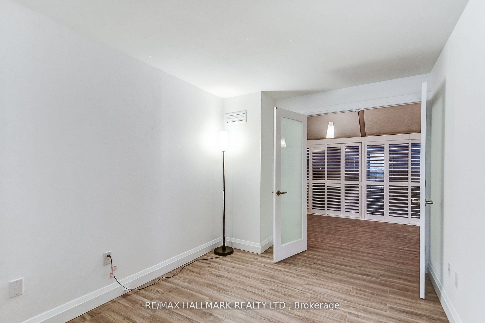 20 Harding Boulevard W, #1211, Richmond Hill, York ON L4C 9S4