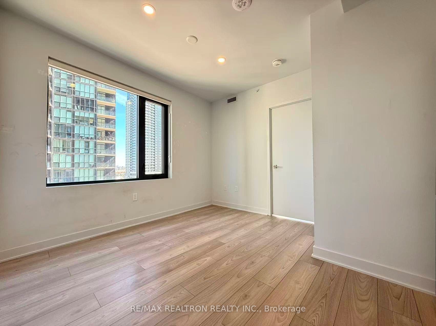 2920 Highway 7 Road, #1007, Vaughan, York ON L4K 0P4