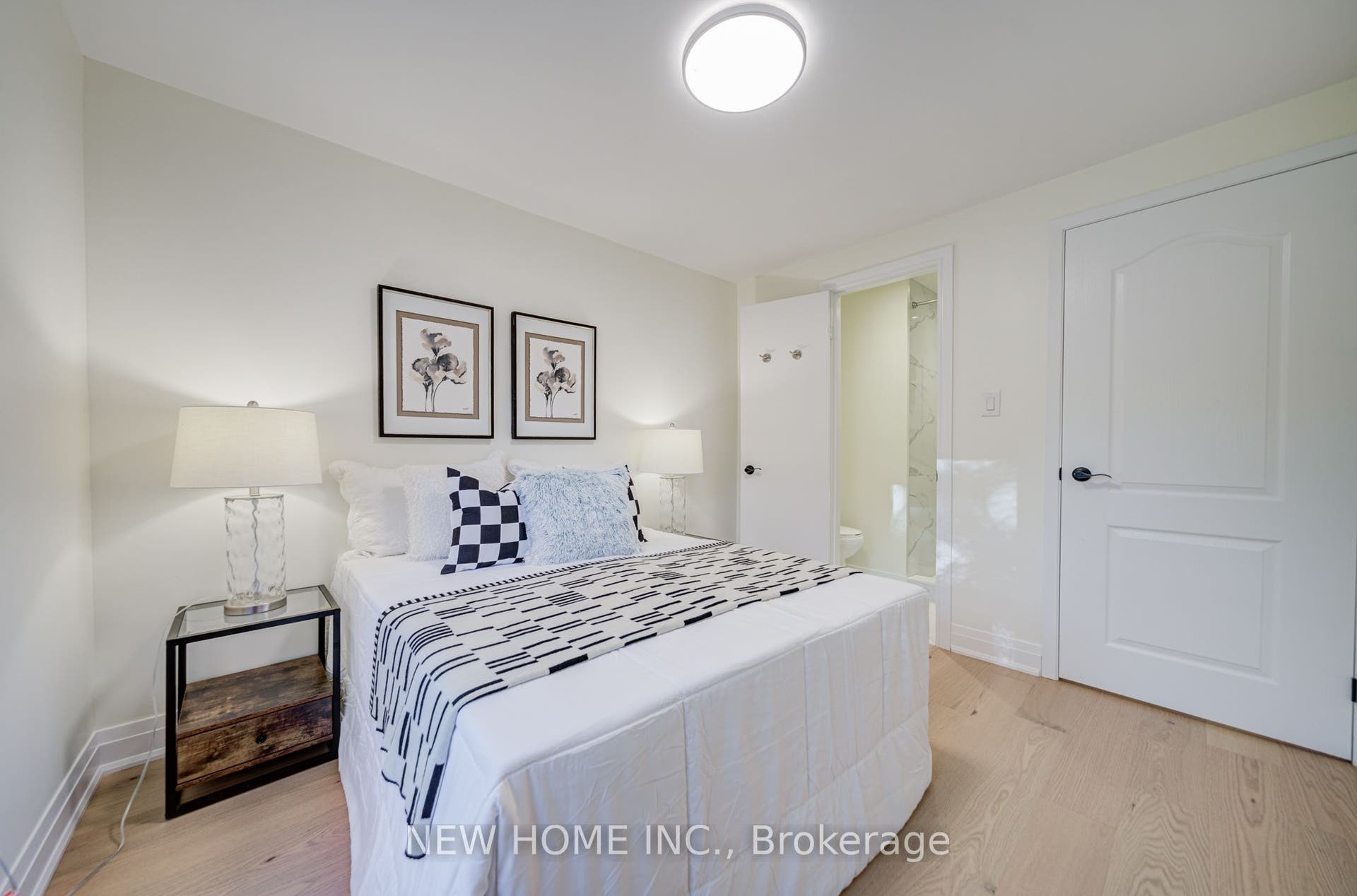 26 Penwick Crescent, Richmond Hill, Richmond Hill, York ON L4C 5B4