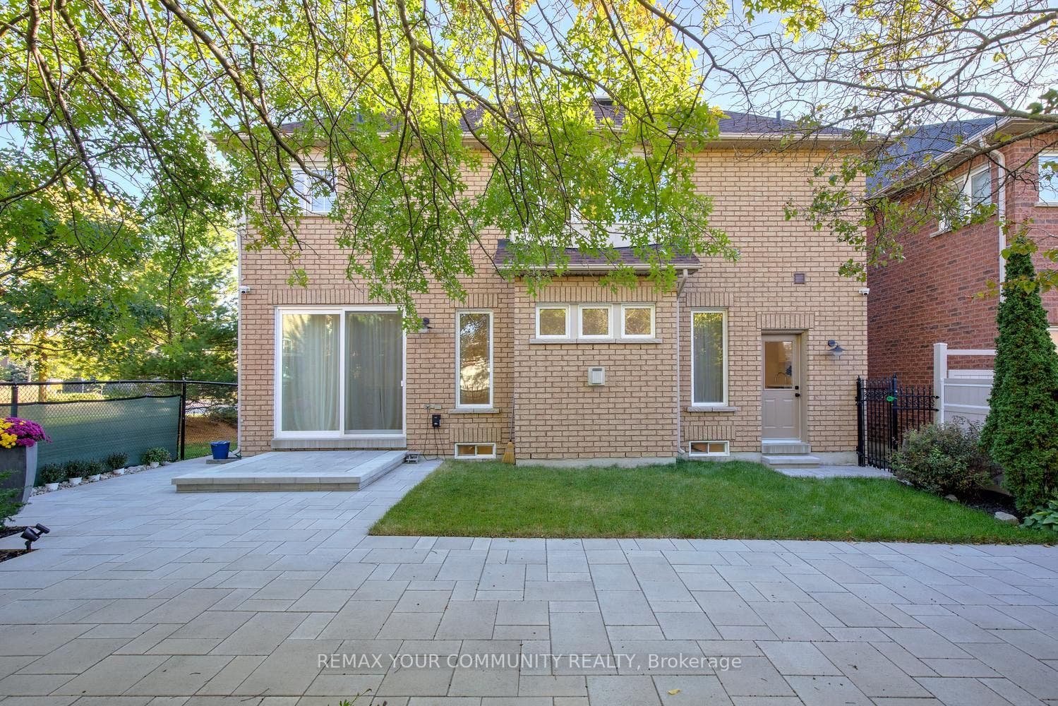 214 Selwyn Road, Richmond Hill, York ON L4E 0A6