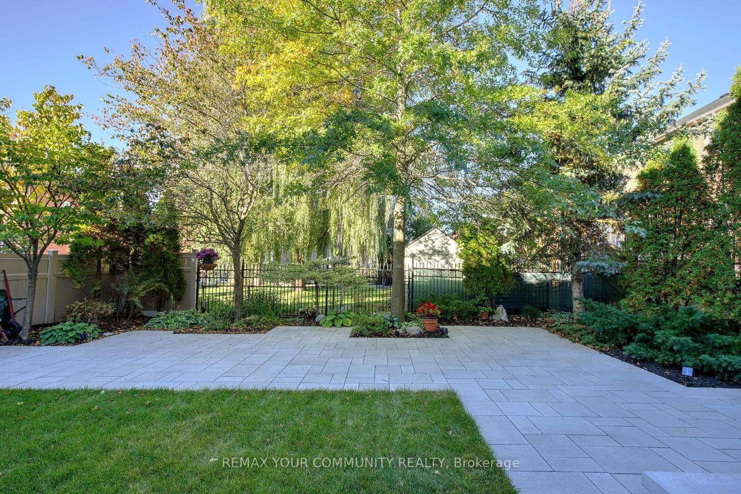 214 Selwyn Road, Richmond Hill, York ON L4E 0A6