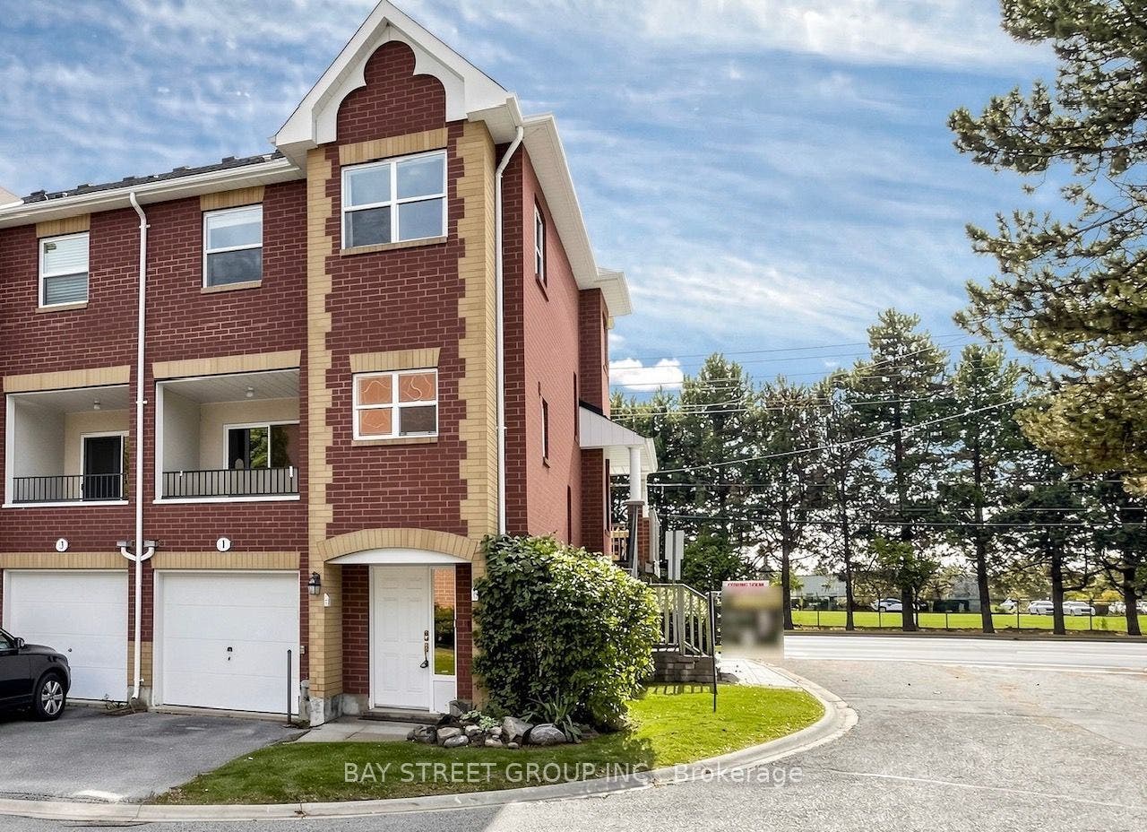 1 Maple Park Way, Markham, Markham, York ON L6G 1C5