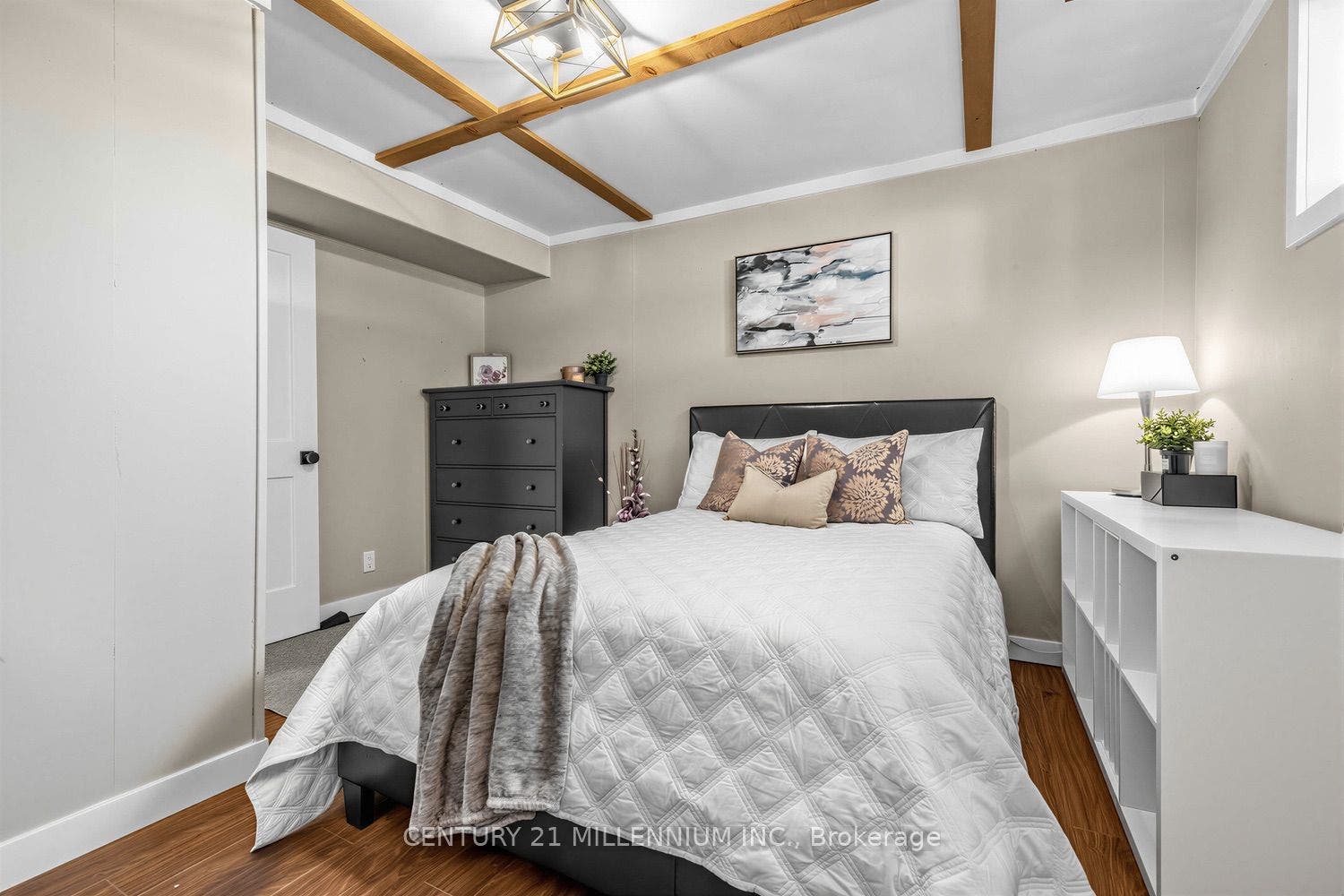 35 Cloverhill Crescent, Innisfil, Simcoe ON L0L 1L0