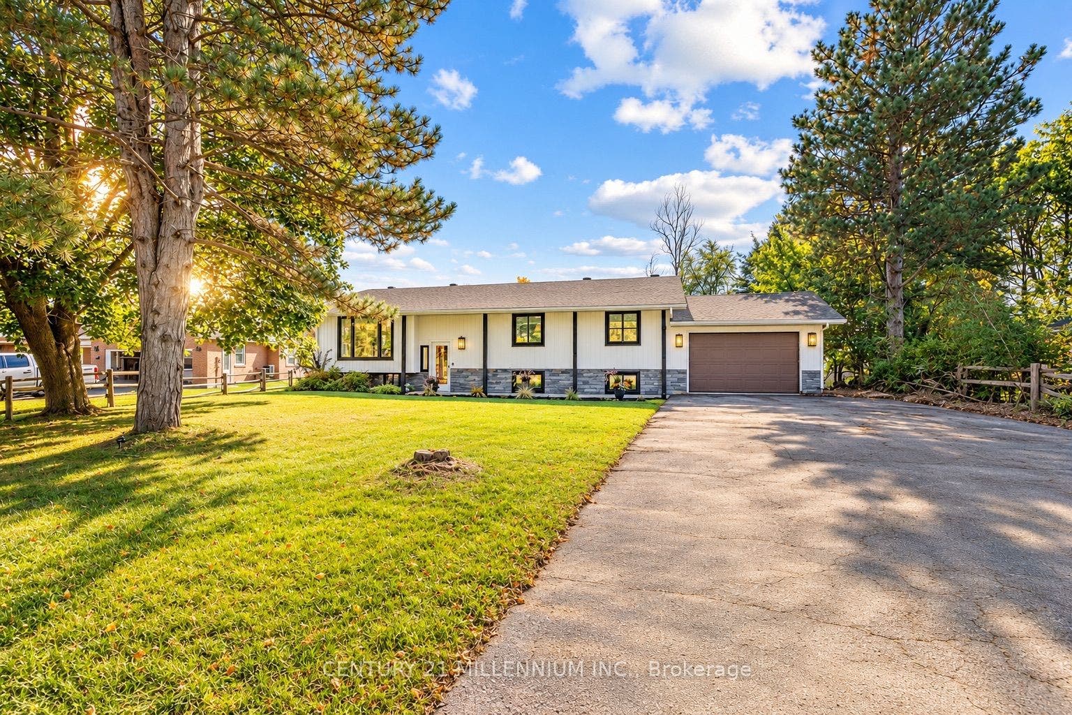 35 Cloverhill Crescent, Innisfil, Simcoe ON L0L 1L0