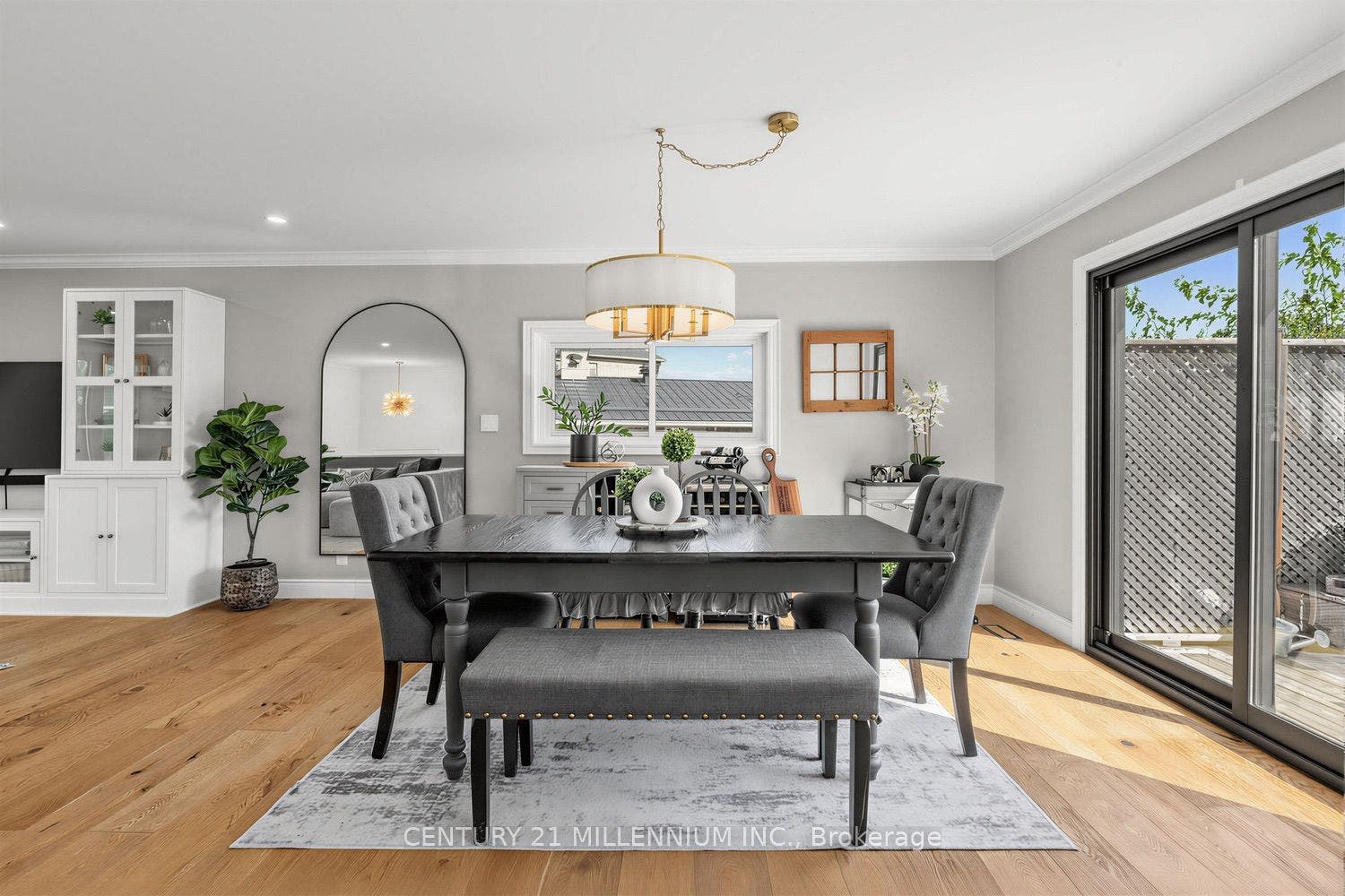 35 Cloverhill Crescent, Innisfil, Simcoe ON L0L 1L0