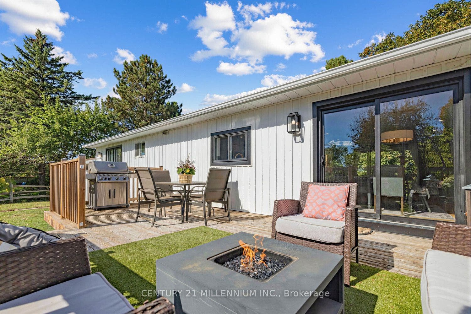 35 Cloverhill Crescent, Innisfil, Simcoe ON L0L 1L0
