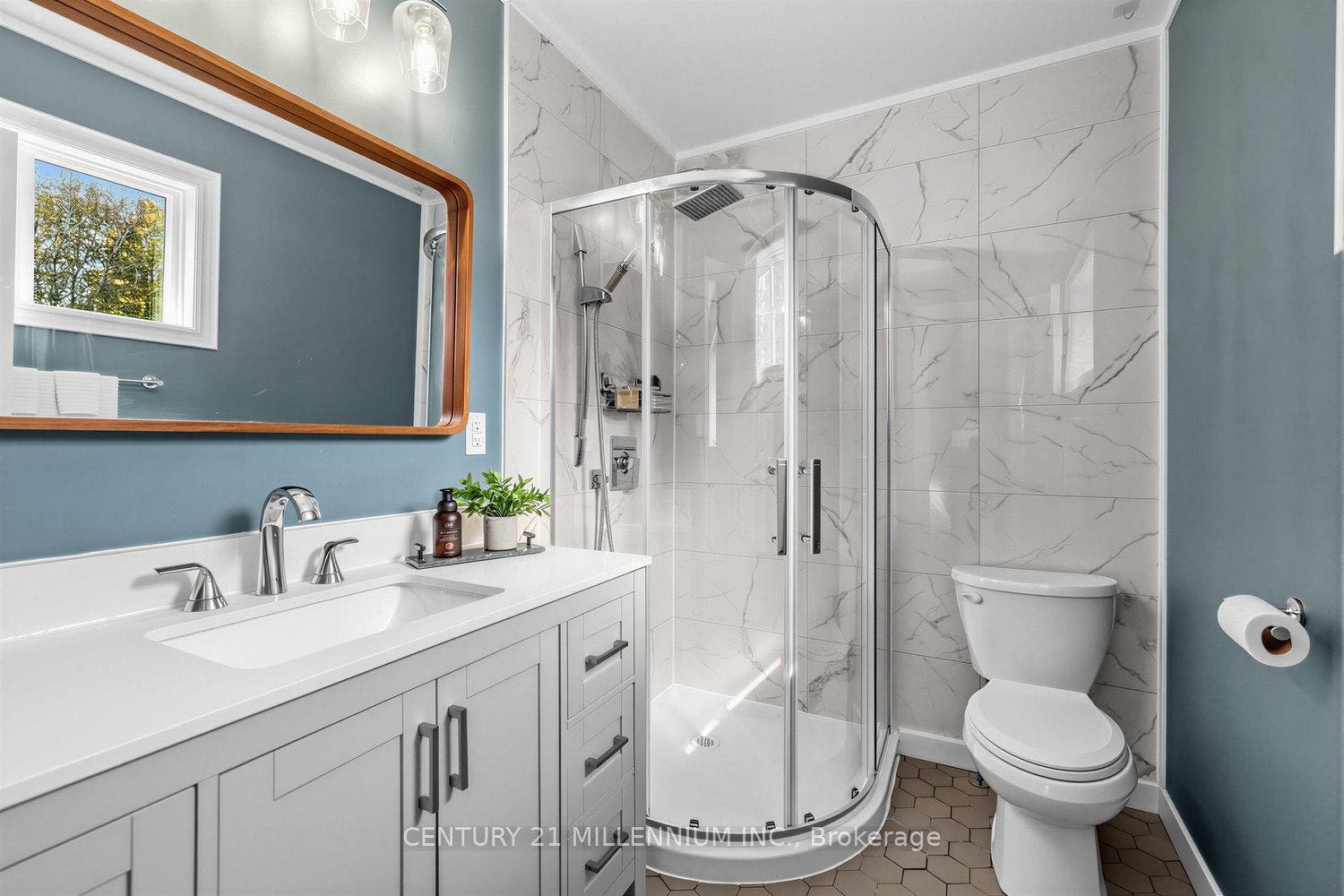 35 Cloverhill Crescent, Innisfil, Simcoe ON L0L 1L0
