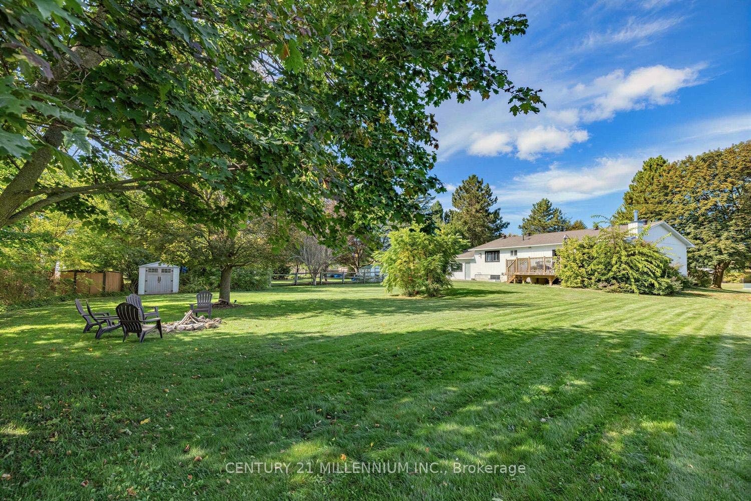 35 Cloverhill Crescent, Innisfil, Simcoe ON L0L 1L0
