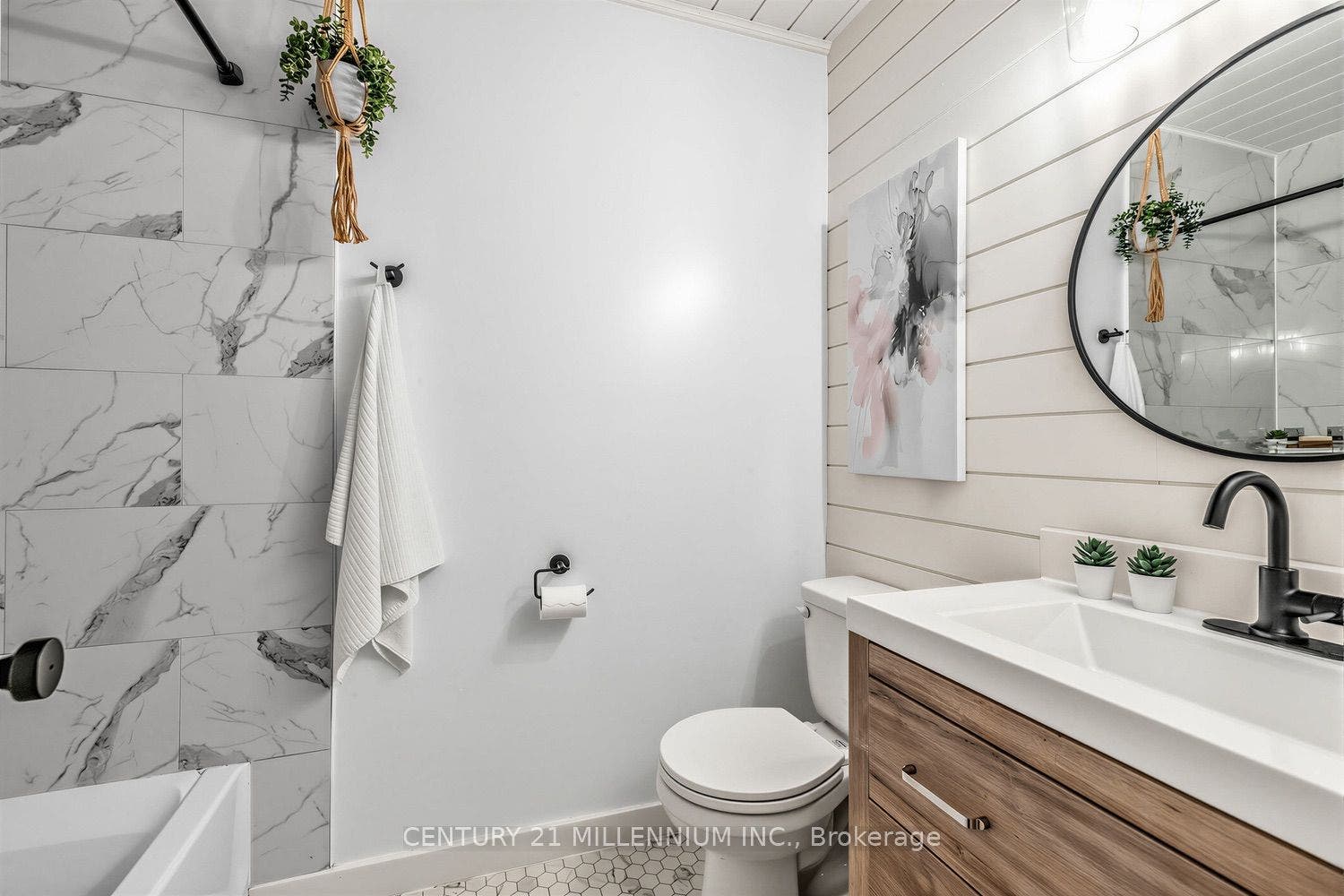 35 Cloverhill Crescent, Innisfil, Simcoe ON L0L 1L0