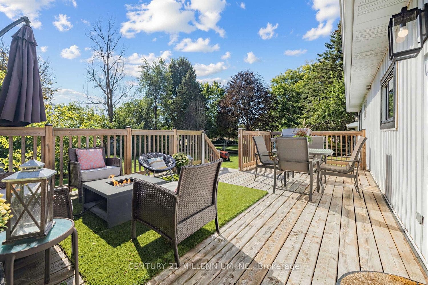 35 Cloverhill Crescent, Innisfil, Simcoe ON L0L 1L0