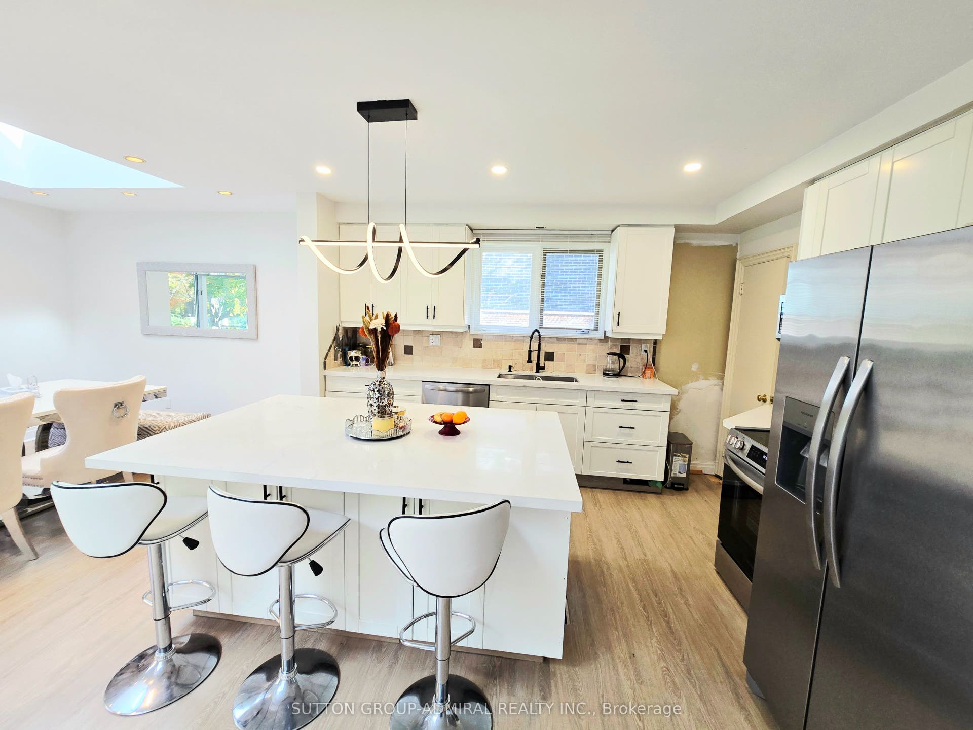 501 Sunset Beach Road, Richmond Hill, Richmond Hill, York ON L4E 3J3