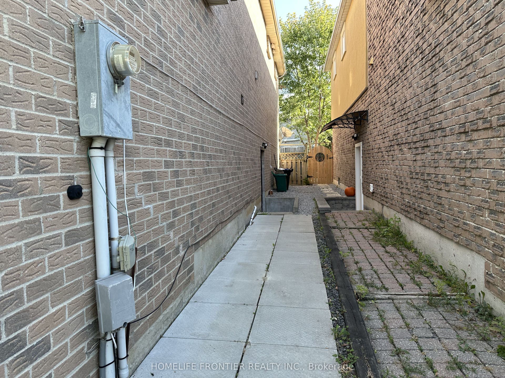 29 Constellation Crescent, #Lower, Richmond Hill, York ON L4C 8J8