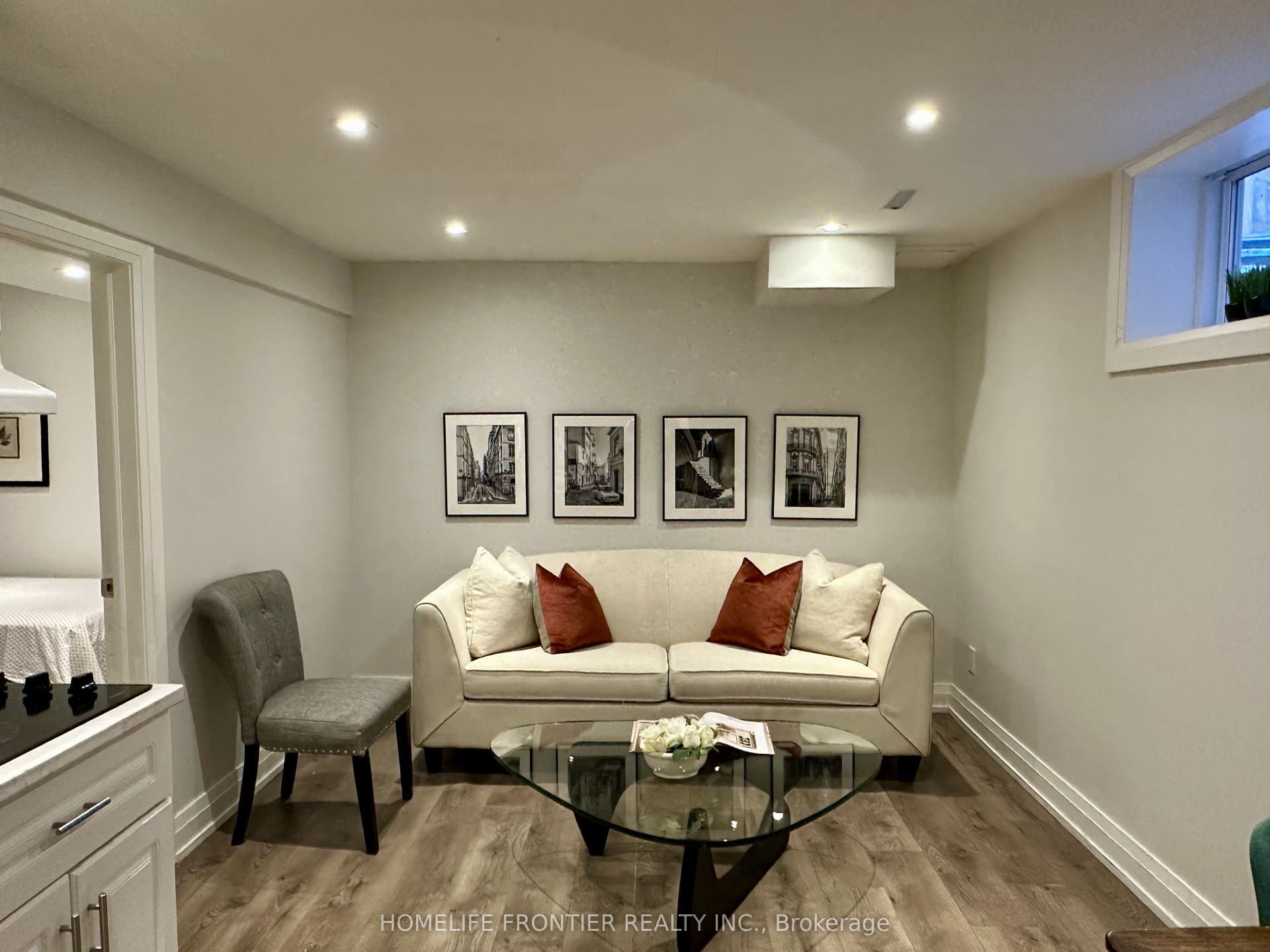 29 Constellation Crescent, #Lower, Richmond Hill, York ON L4C 8J8
