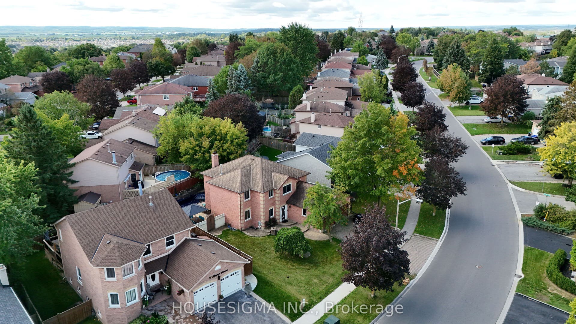 19 Magani Avenue, Bradford West Gwillimbury, Simcoe ON L3Z 2S8