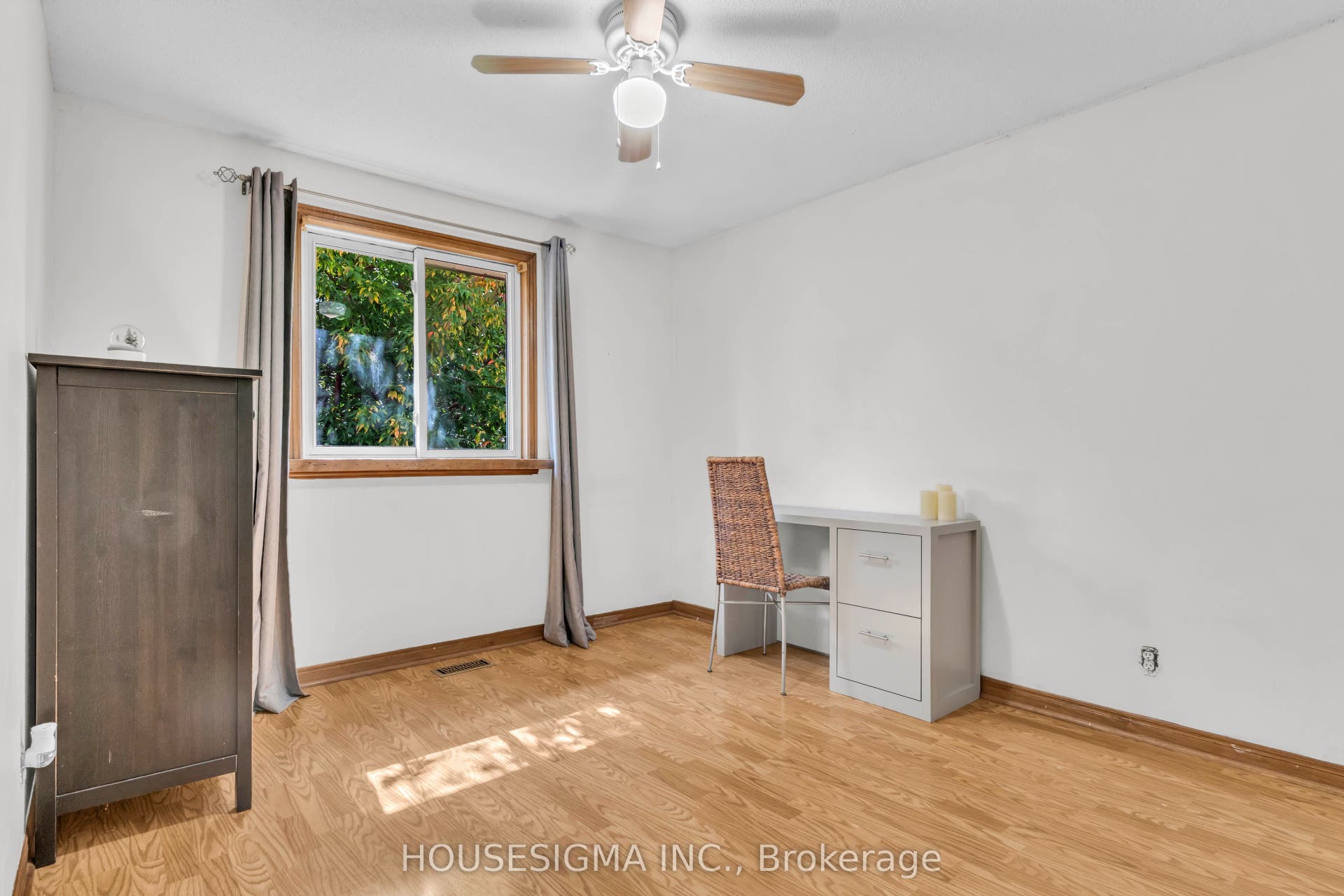 19 Magani Avenue, Bradford West Gwillimbury, Simcoe ON L3Z 2S8