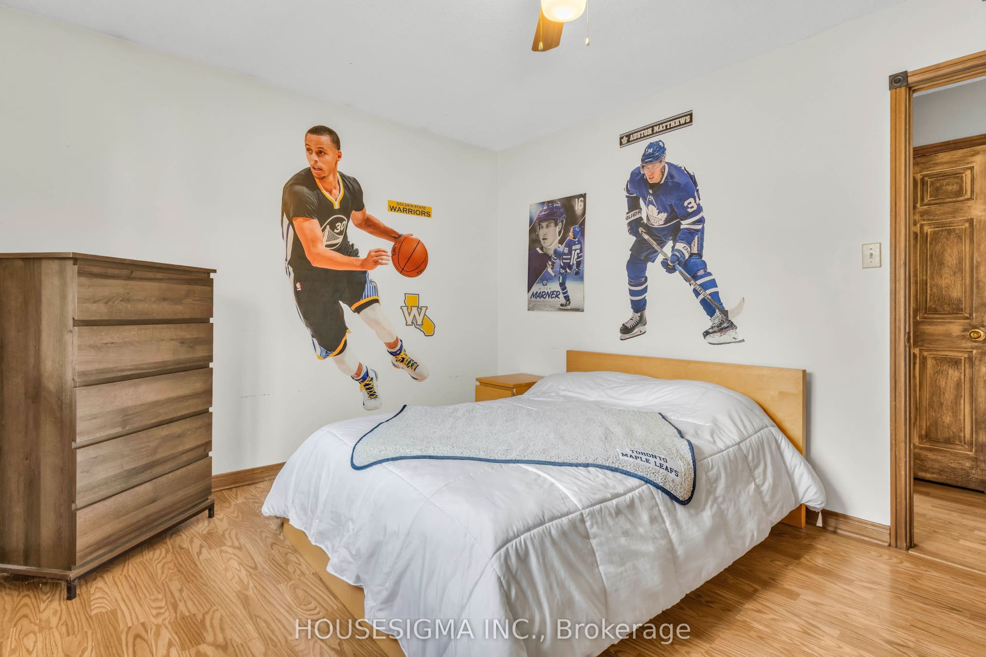 19 Magani Avenue, Bradford West Gwillimbury, Simcoe ON L3Z 2S8