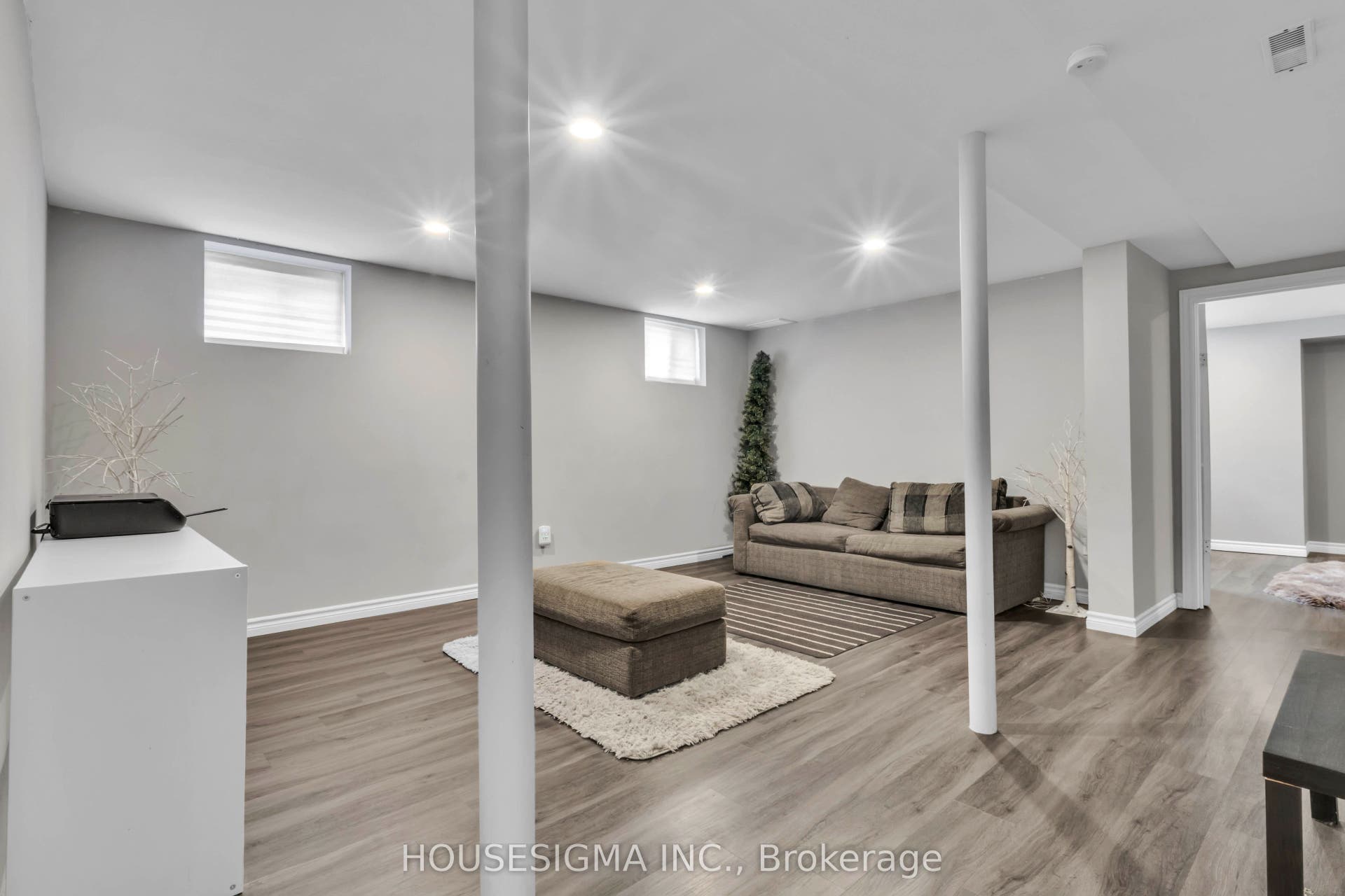 19 Magani Avenue, Bradford West Gwillimbury, Simcoe ON L3Z 2S8