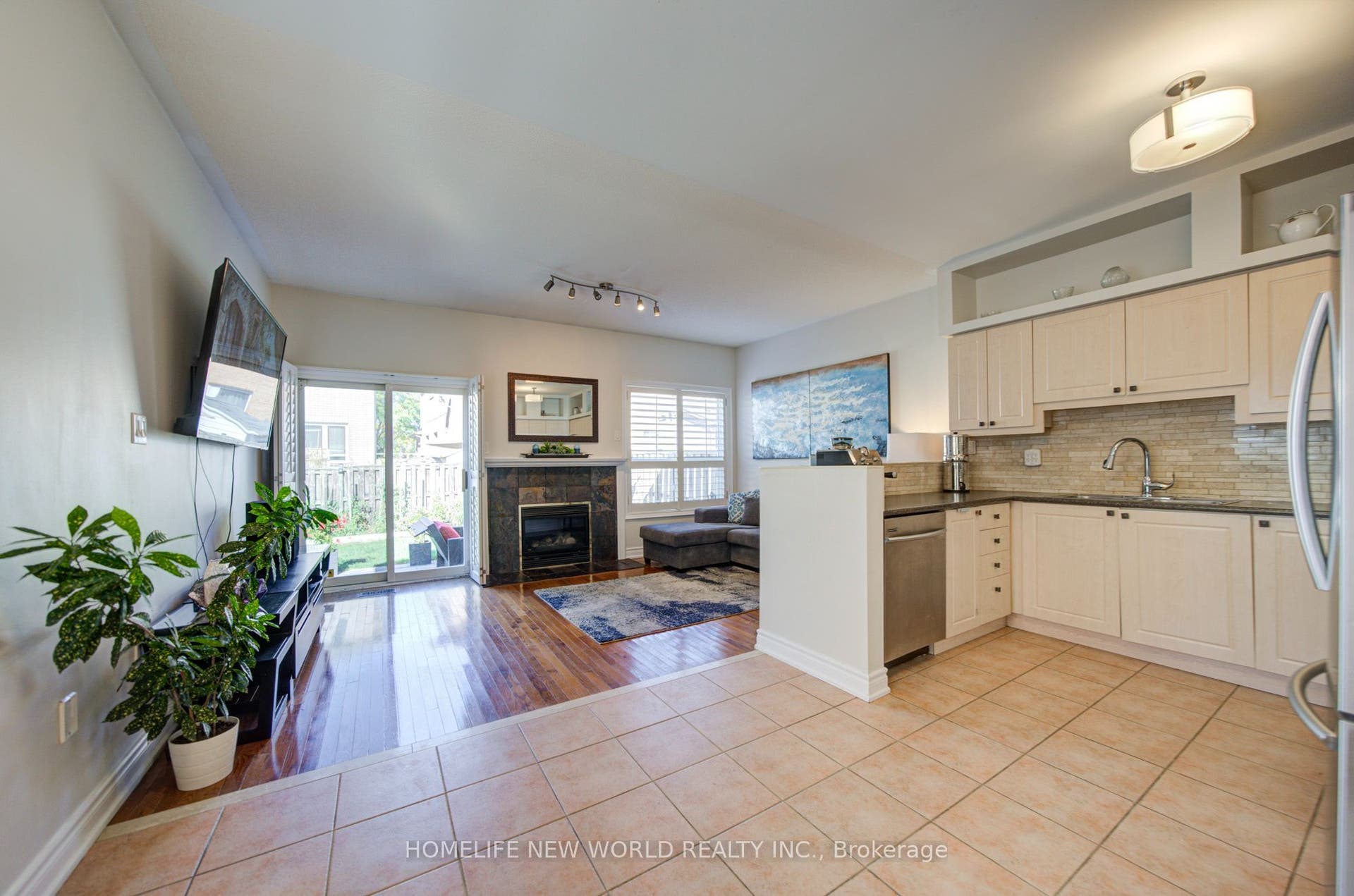 12 Belvia Drive, Vaughan, Vaughan, York ON L4K 5J7