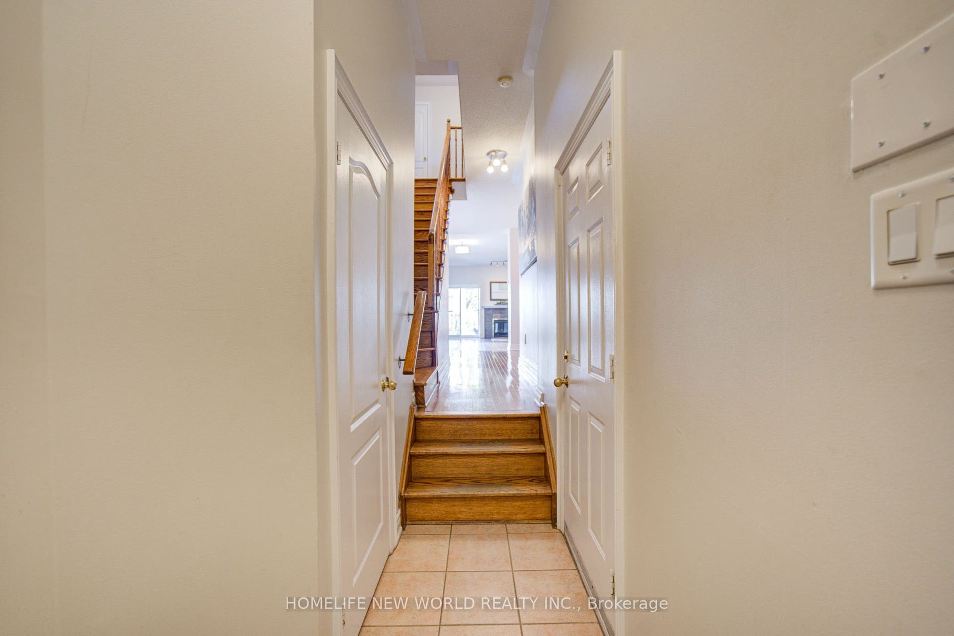 12 Belvia Drive, Vaughan, Vaughan, York ON L4K 5J7