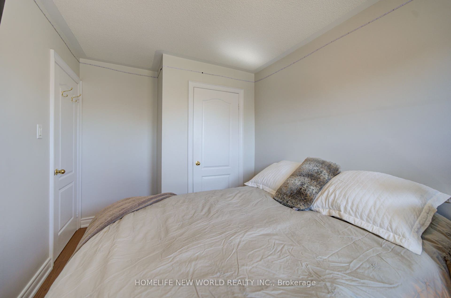12 Belvia Drive, Vaughan, Vaughan, York ON L4K 5J7