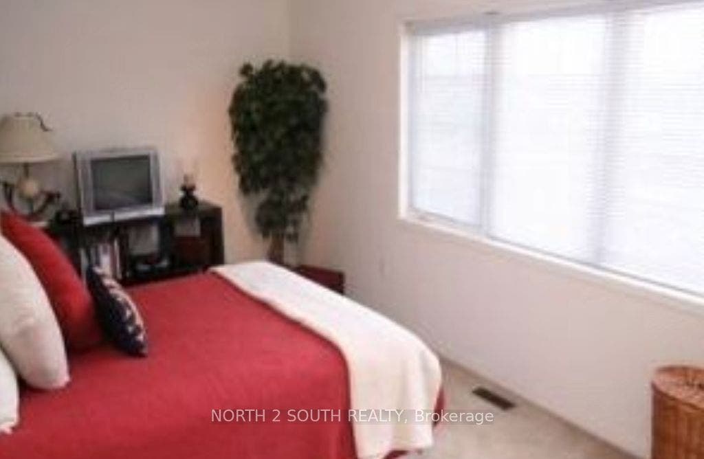 80 Burgon Place, Aurora, Aurora, York ON L4G 7Y2