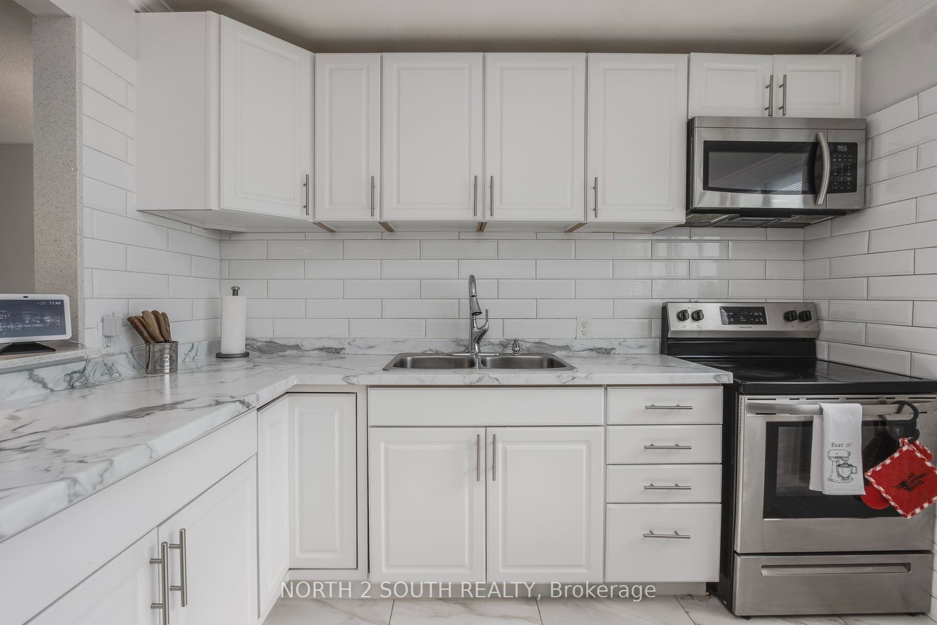 Modern Kitchen