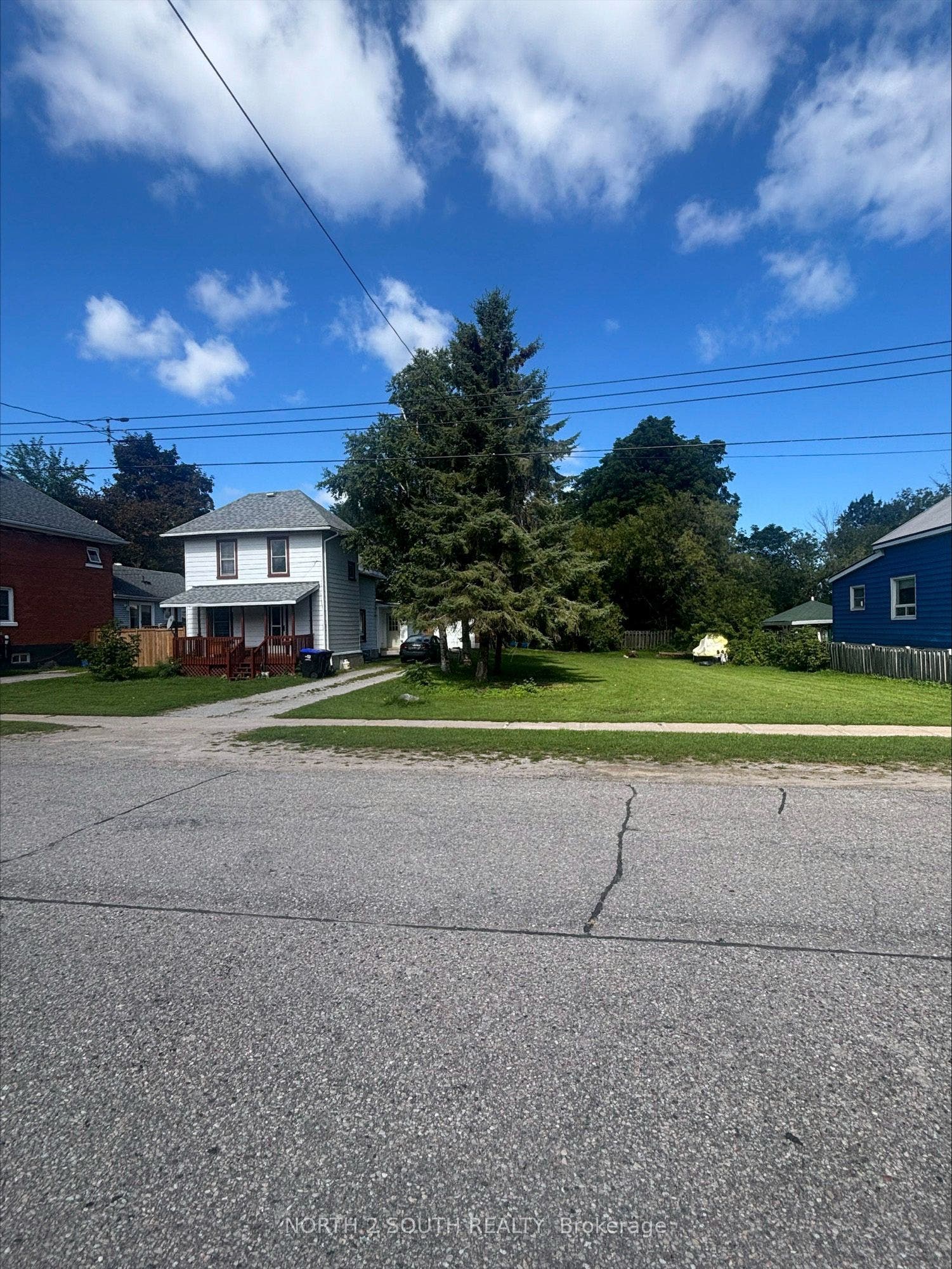 242 Barnett Avenue, Midland, Simcoe ON L4R 1N1