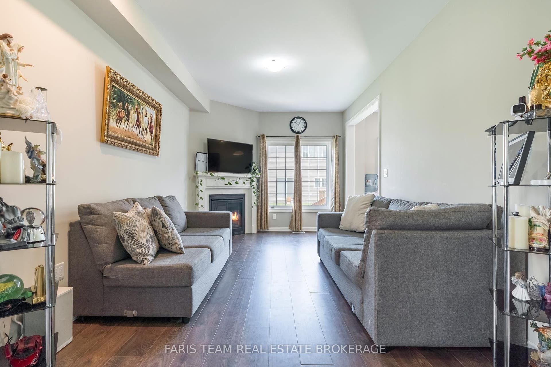 207 Cubitt Street, Clearview, Simcoe ON L0M 1S0