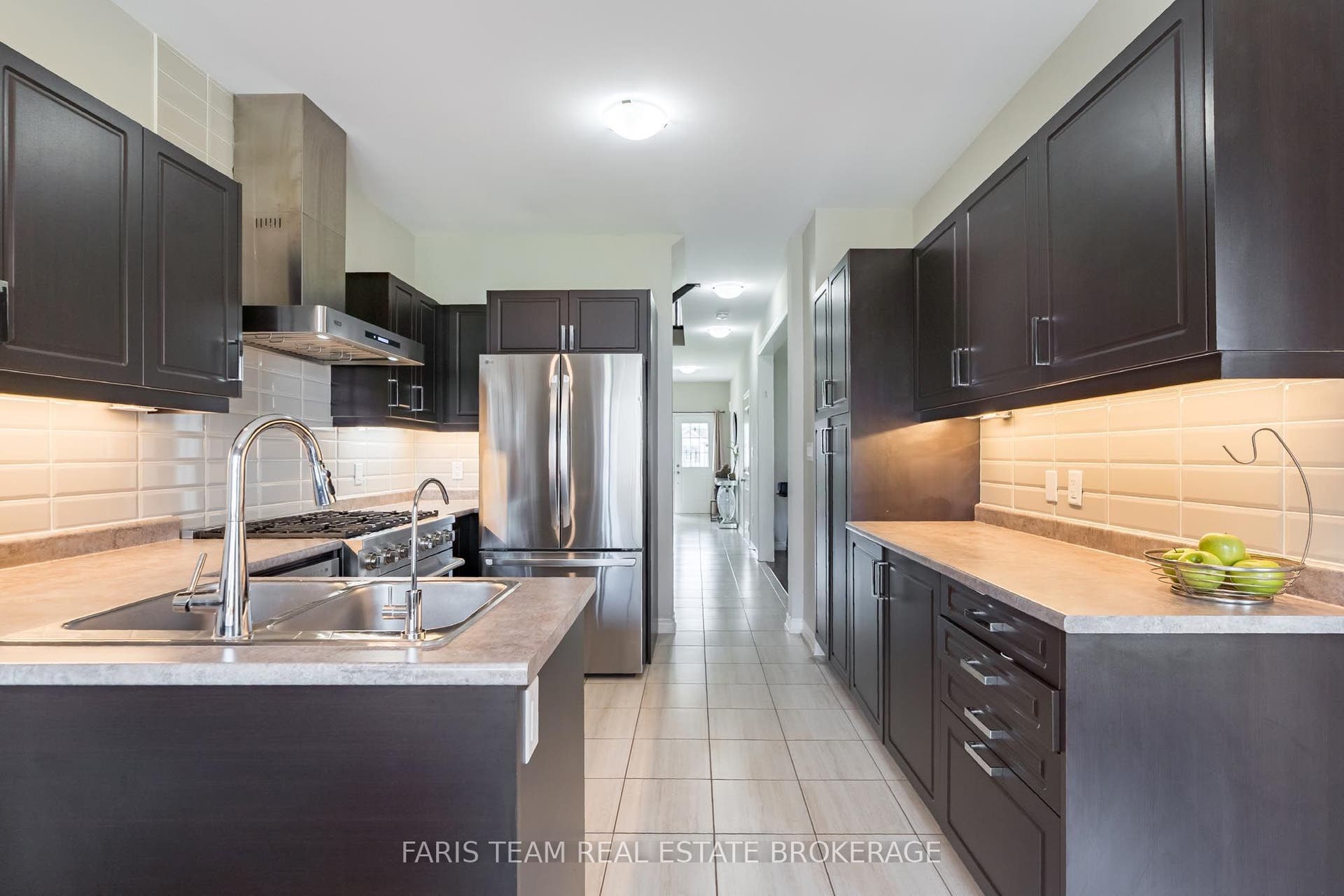 207 Cubitt Street, Clearview, Simcoe ON L0M 1S0