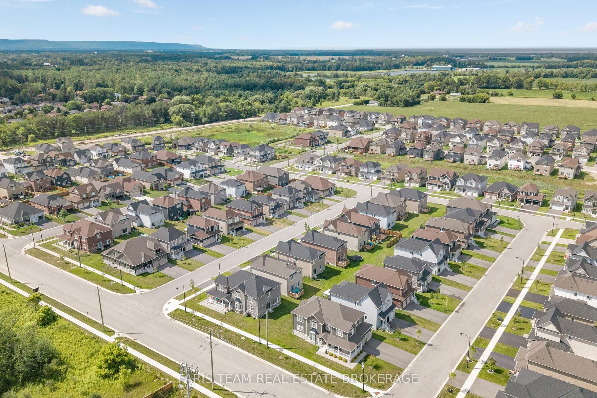 207 Cubitt Street, Clearview, Simcoe ON L0M 1S0