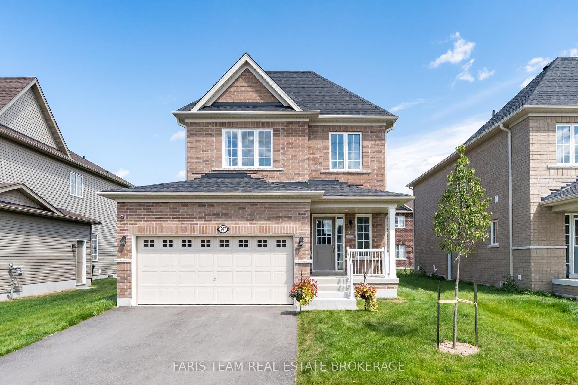 207 Cubitt Street, Clearview, Simcoe ON L0M 1S0