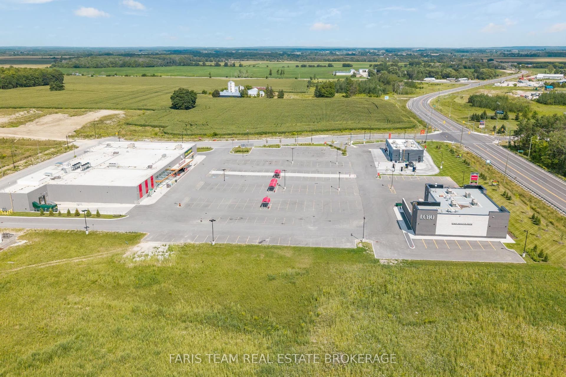 207 Cubitt Street, Clearview, Simcoe ON L0M 1S0