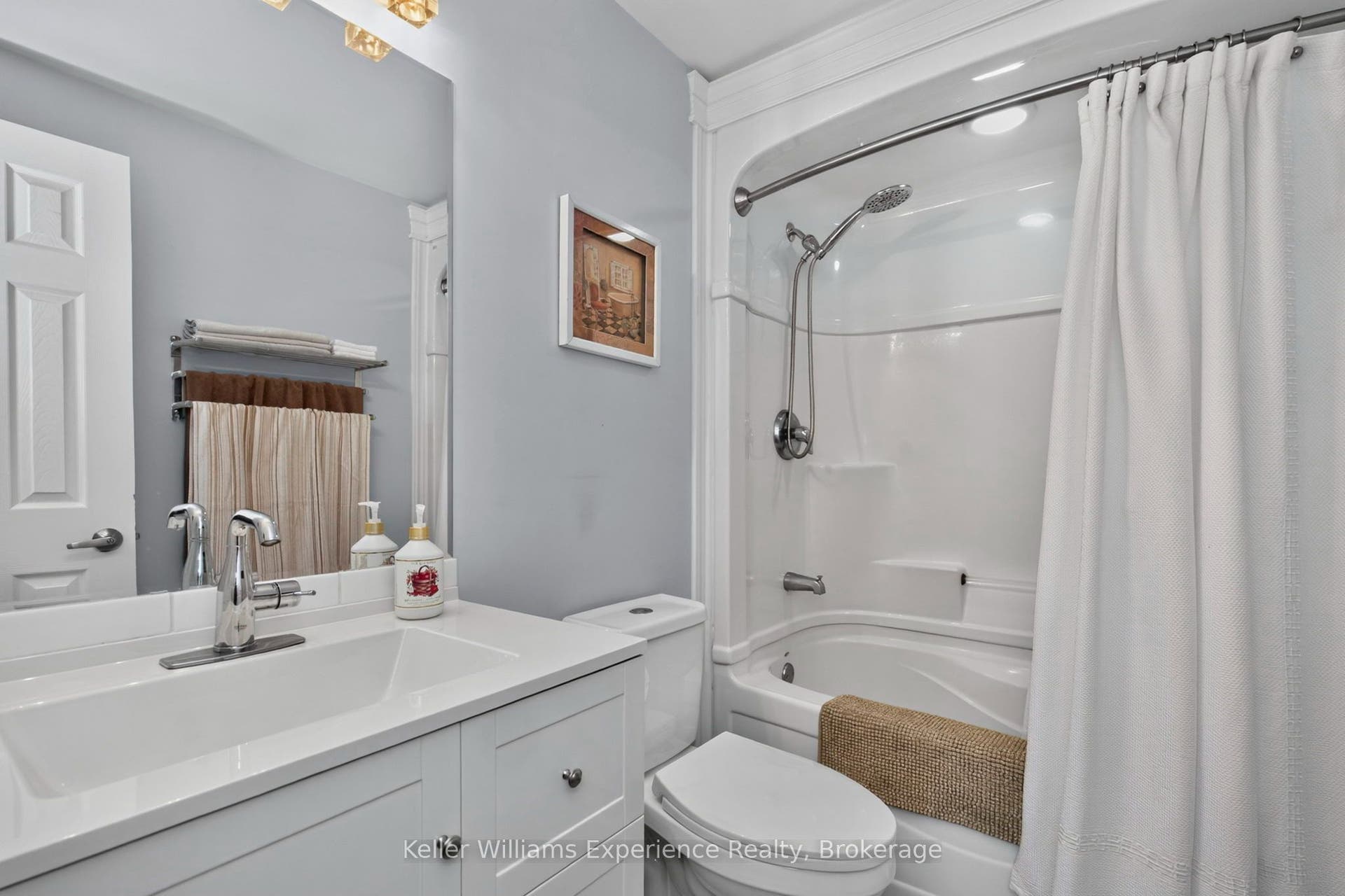 13 Lindsay Court, Barrie, Simcoe ON L4M 6G5