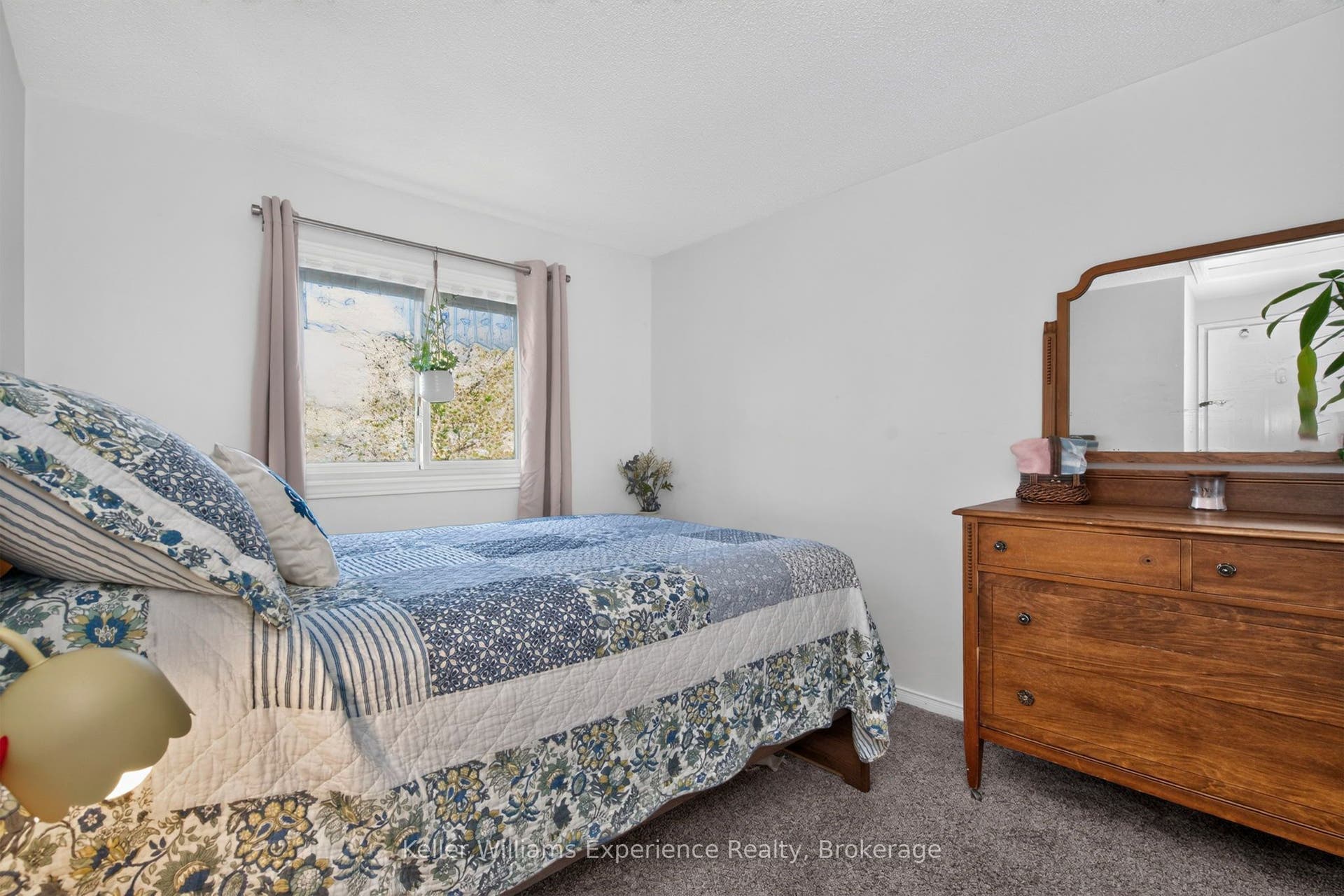 13 Lindsay Court, Barrie, Simcoe ON L4M 6G5