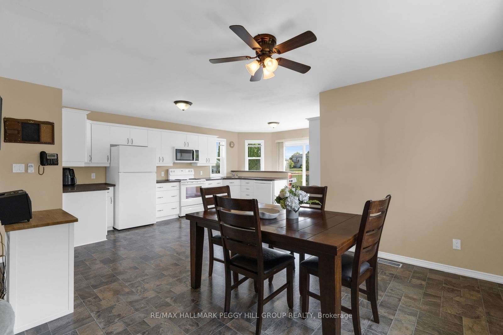 5 Allan Court, Springwater, Simcoe ON L0L 1P0