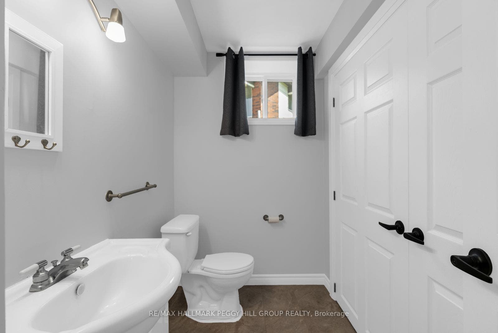 5 Allan Court, Springwater, Simcoe ON L0L 1P0