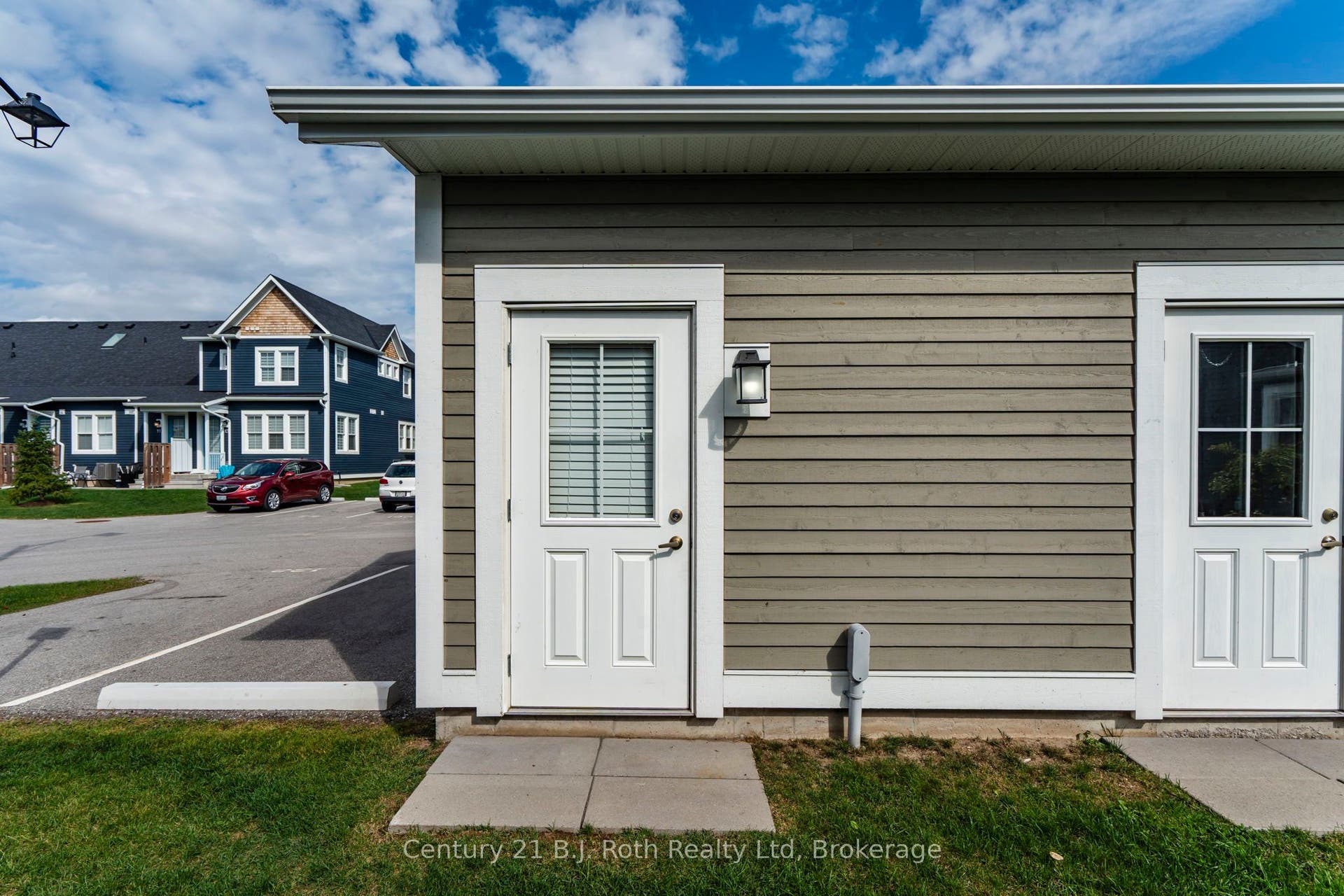 67 Discovery Trail, Midland, Simcoe ON L4K 0H5