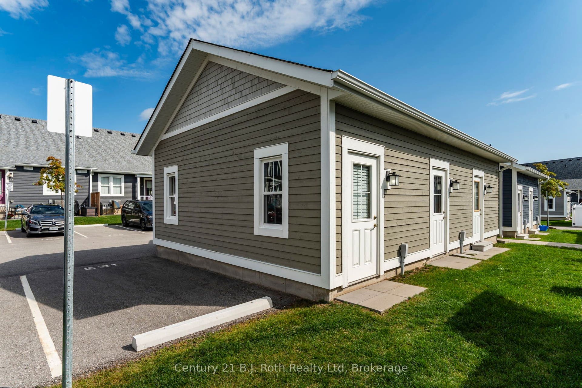 67 Discovery Trail, Midland, Simcoe ON L4K 0H5