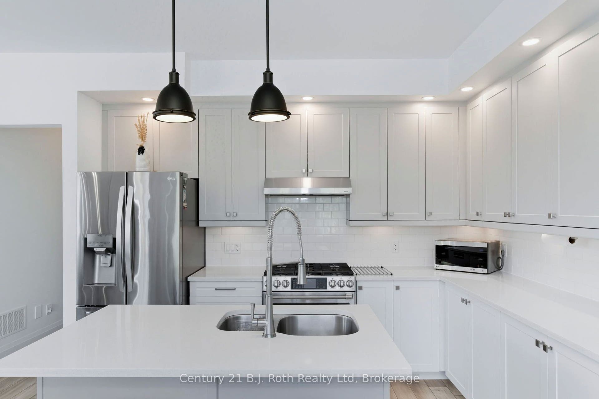67 Discovery Trail, Midland, Simcoe ON L4K 0H5