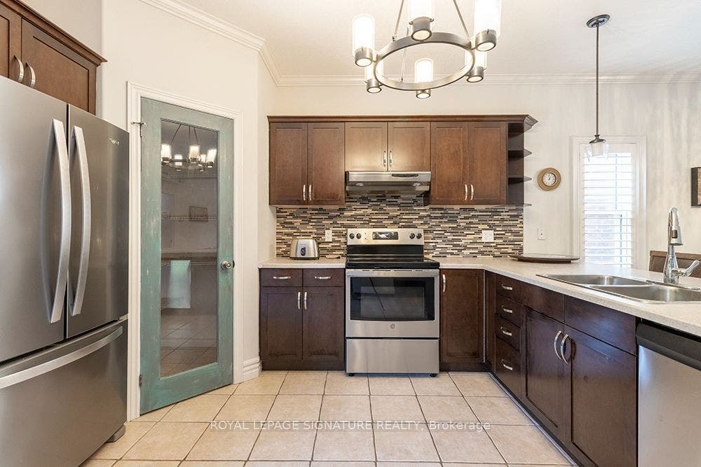 32 Davis Street, Collingwood, Simcoe ON L4P 3T8