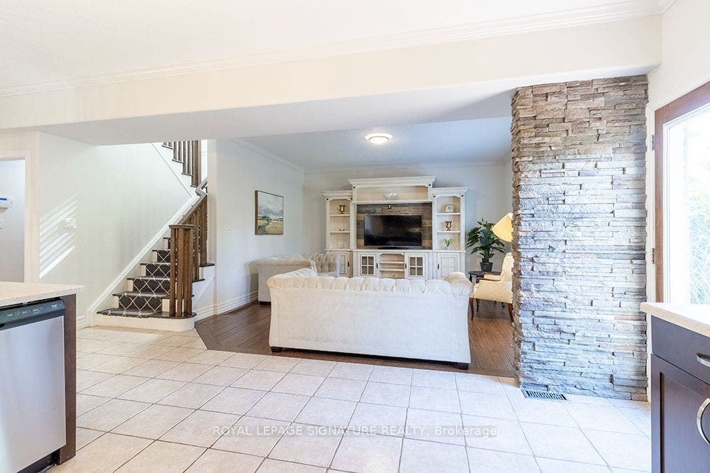 32 Davis Street, Collingwood, Simcoe ON L4P 3T8