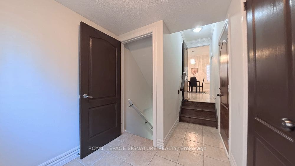32 Davis Street, Collingwood, Simcoe ON L4P 3T8