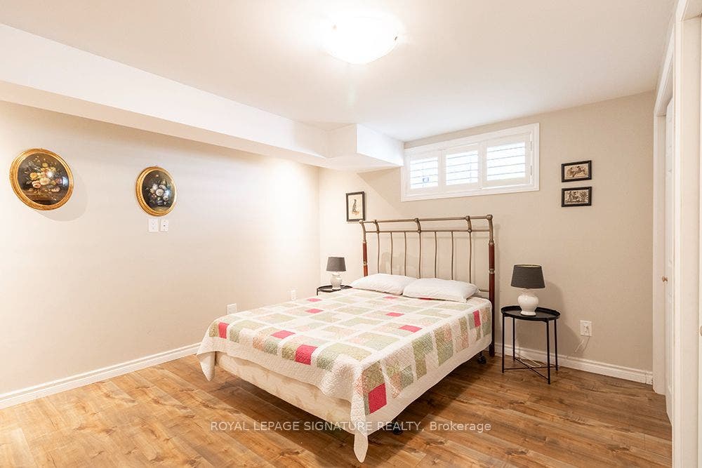 32 Davis Street, Collingwood, Simcoe ON L4P 3T8