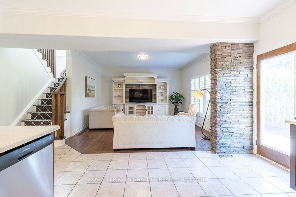 32 Davis Street, Collingwood, Simcoe ON L4P 3T8