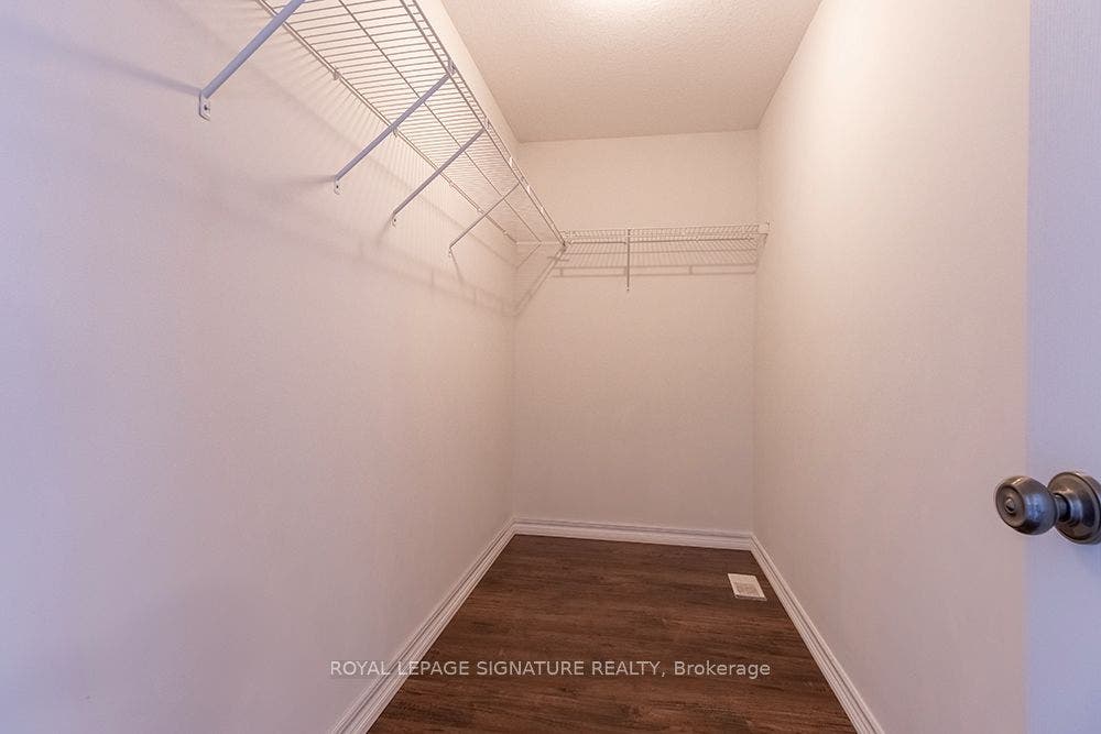 32 Davis Street, Collingwood, Simcoe ON L4P 3T8