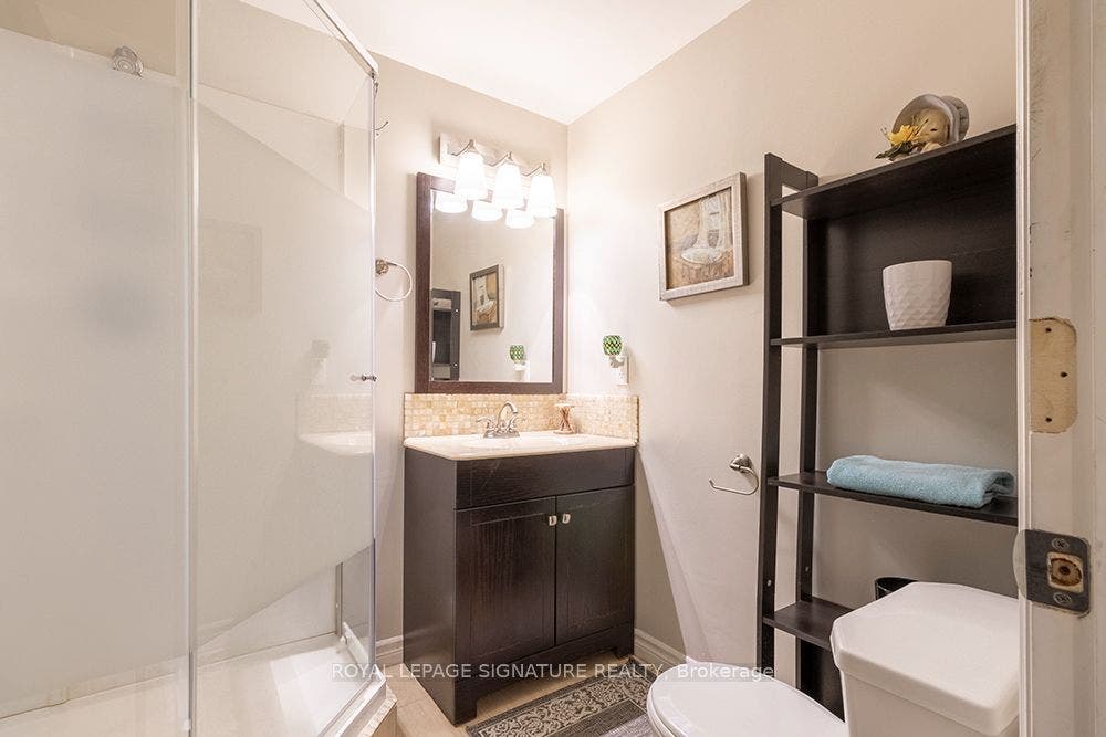 32 Davis Street, Collingwood, Simcoe ON L4P 3T8