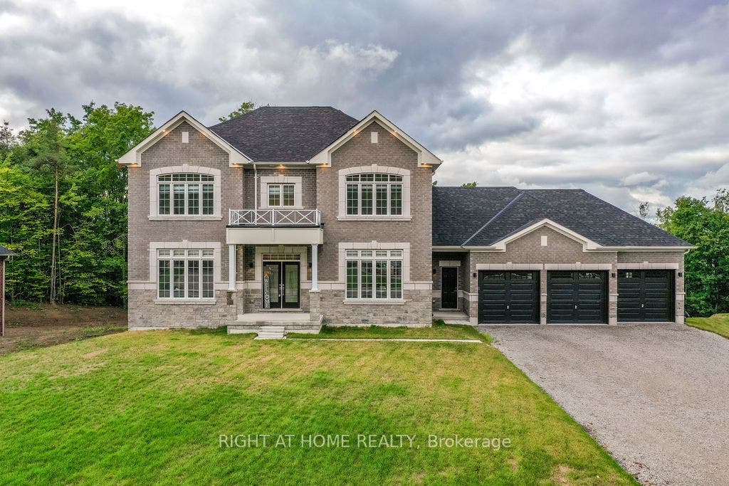 8 Forest Heights Court, Oro-Medonte, Simcoe ON L0L 2E0