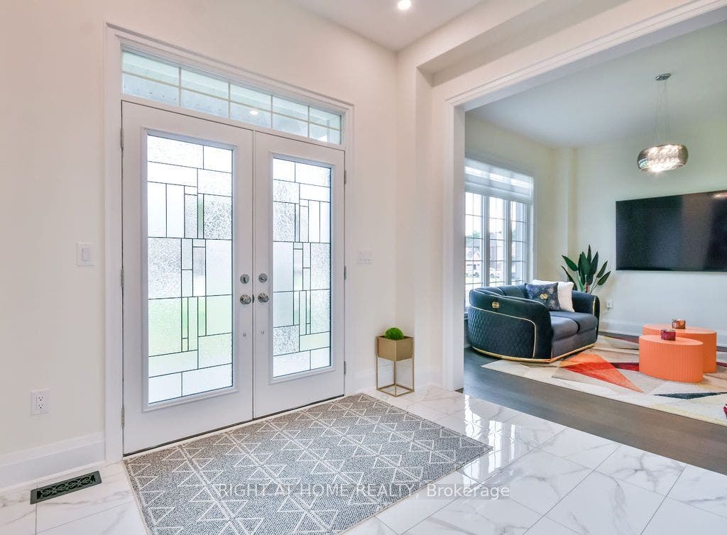 8 Forest Heights Court, Oro-Medonte, Simcoe ON L0L 2E0