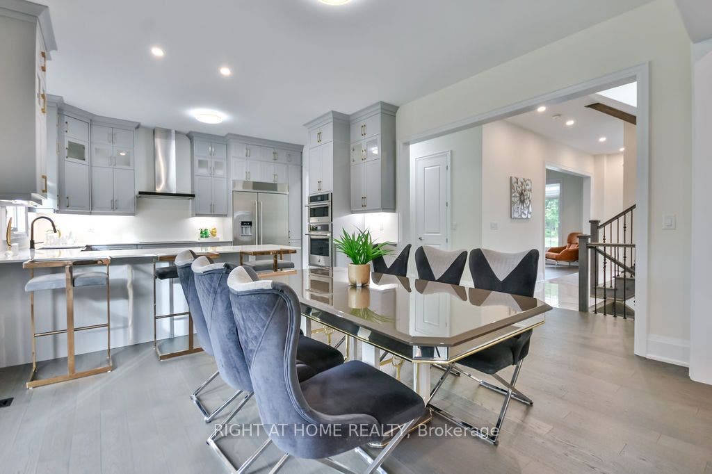 8 Forest Heights Court, Oro-Medonte, Simcoe ON L0L 2E0
